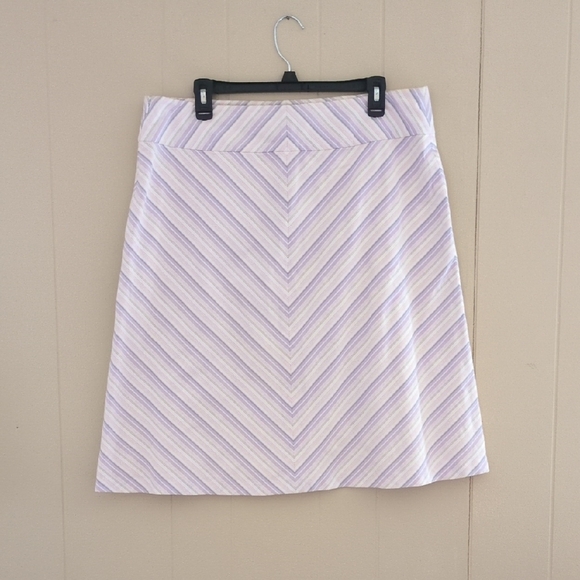 Banana Republic Purple, Pink and White A-Line Skirt, size 14 - Picture 5 of 9